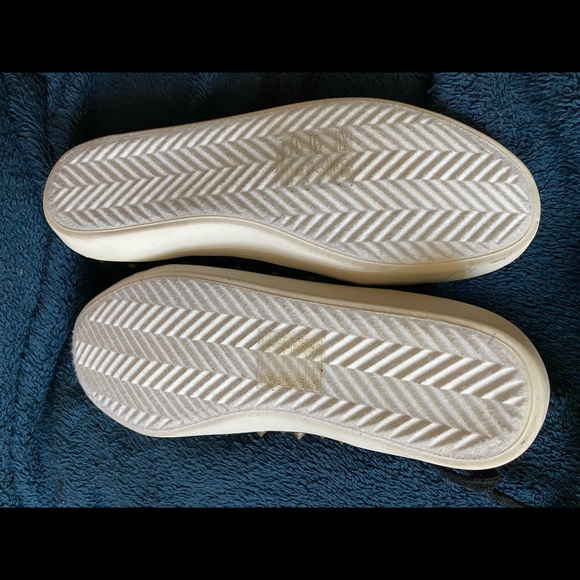 Faux leather stud sneaker - Picture 7 of 7